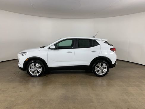 Used 2025 Buick Encore GX Preferred image 16