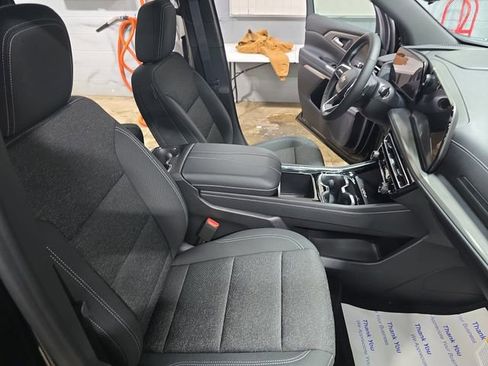 New 2026 Chevrolet Traverse LT w/ Driver Confidence Package image 11