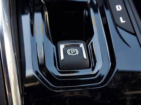 New 2025 GMC Canyon Elevation image 27