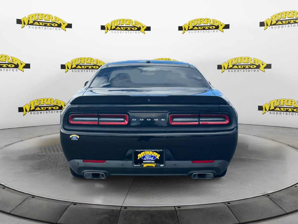 Used 2020 Dodge Challenger R/T RWD image 4