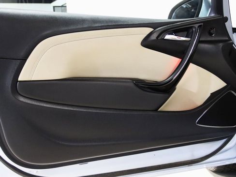 Used 2018 Buick Cascada Premium FWD image 39