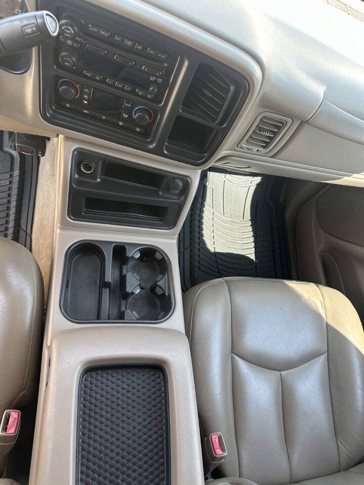 Used 2007 Chevrolet Silverado 2500 LT w/ Heavy-Duty Power Package AWD/4WD image 8