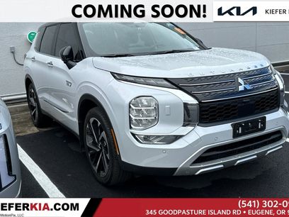 Used 2023 Mitsubishi Outlander SE