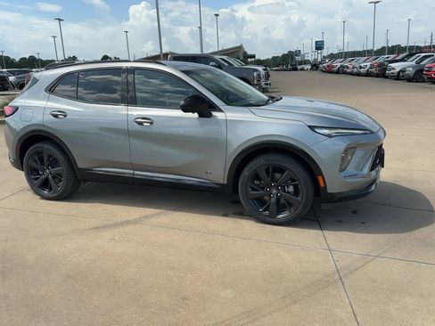 New 2025 Buick Envision Sport Touring image 2