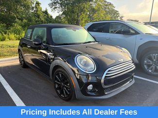 Used 2015 MINI Cooper 2-Door Hardtop FWD video 1