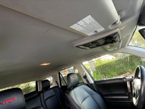 Used 2024 Toyota 4Runner TRD Off-Road Premium image 12