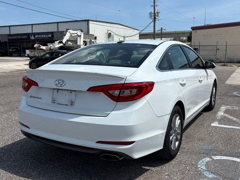 Used 2016 Hyundai Sonata SE FWD image 3