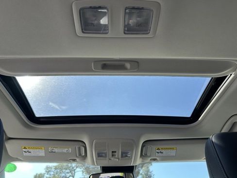 New 2025 MAZDA CX-5 AWD 2.5 S w/ Premium Plus Pkg image 12