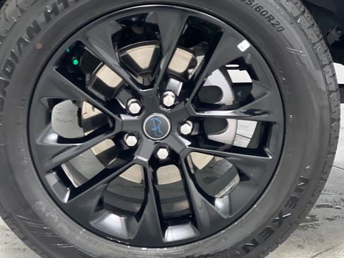 Used 2025 Jeep Wrangler Unlimited Sahara image 58