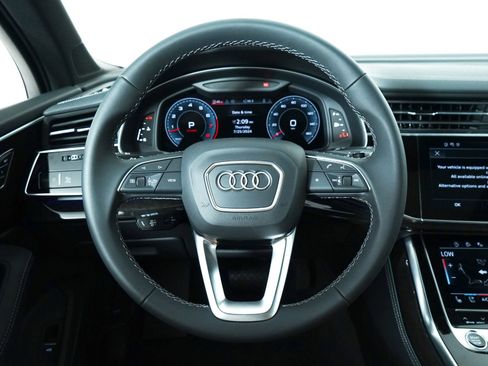 New 2025 Audi Q7 3.0T Prestige image 26