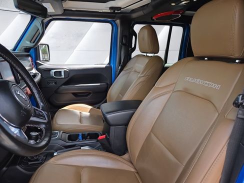 Certified 2020 Jeep Gladiator Rubicon AWD/4WD image 7