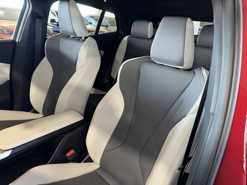 Certified 2024 BMW X2 xDrive28i w/ Premium Package image 33