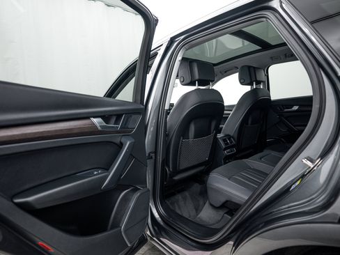 Certified 2023 Audi Q5 2.0T Premium w/ Convenience Package AWD/4WD image 16
