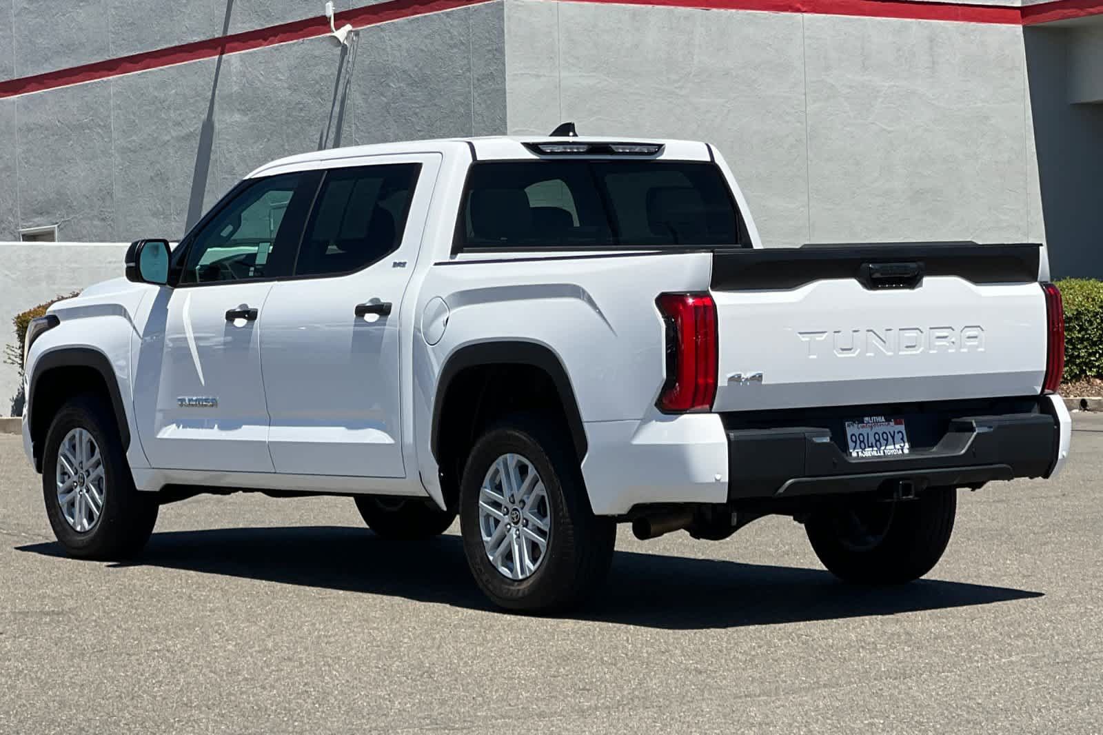 Used 2024 Toyota Tundra SR5 w/ SR5 Convenience Package AWD/4WD image 7