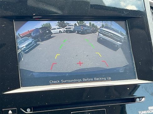 Used 2023 Subaru Crosstrek 2.0i Premium image 13