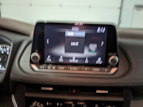 Used 2023 Nissan Rogue S AWD/4WD image 19