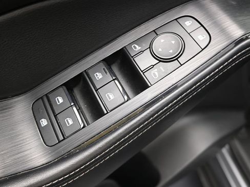 Used 2024 Nissan Rogue SV AWD/4WD image 12