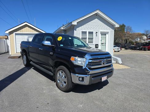 Used 2017 Toyota Tundra 1794 Edition image 2