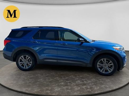 Used 2022 Ford Explorer XLT w/ Equipment Group 202A AWD/4WD image 6