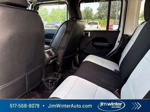 Used 2018 Jeep Wrangler Unlimited Sport S AWD/4WD image 12