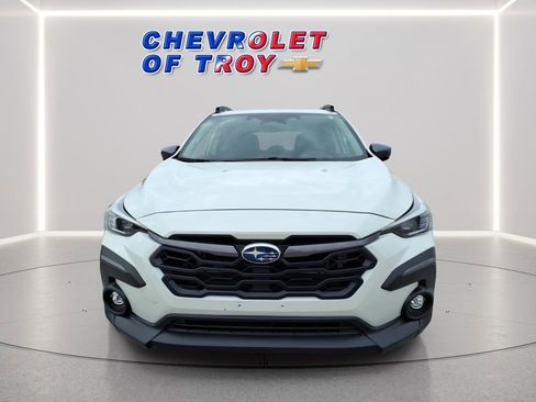 Used 2024 Subaru Crosstrek 2.5i Limited w/ Crosstrek Mirror Package AWD/4WD image 2