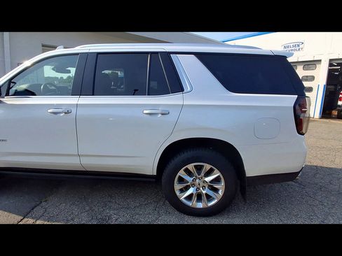 Certified 2023 Chevrolet Tahoe Premier AWD/4WD image 6