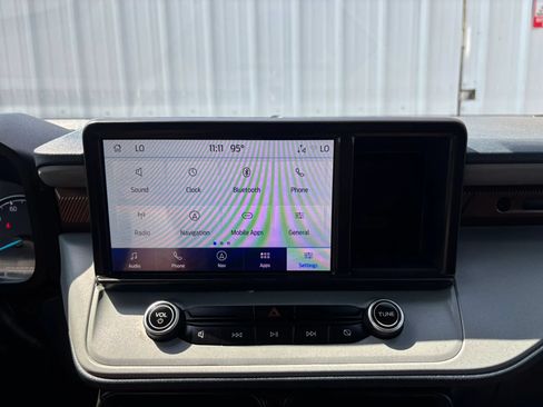 Used 2023 Ford Maverick Lariat w/ Lariat Luxury Package FWD image 35