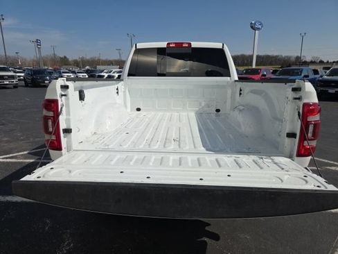Used 2024 RAM 2500 Laramie AWD/4WD image 35