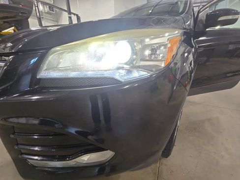 Used 2015 Ford Escape Titanium w/ Equipment Group 301A AWD/4WD image 29