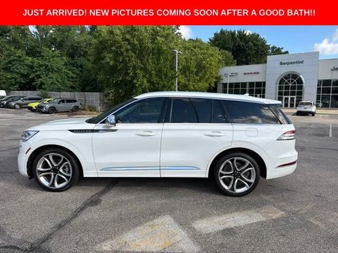 Used 2020 Lincoln Aviator Black Label w/ Dynamic Handling Package AWD/4WD image 2