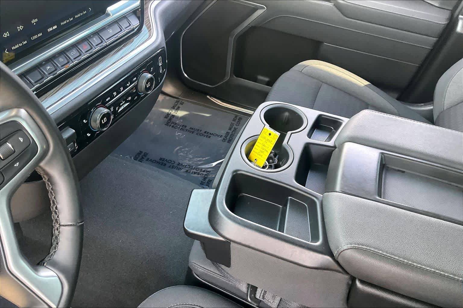Used 2026 Chevrolet Silverado 1500 LT AWD/4WD image 16