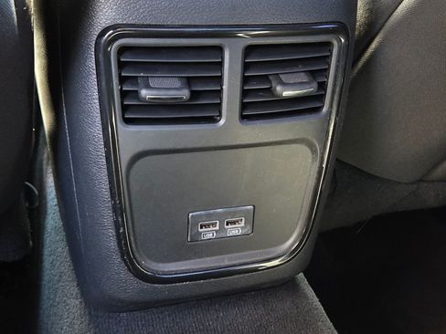 Used 2022 Dodge Charger SXT w/ Blacktop Package RWD image 16