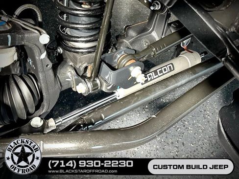 Used 2021 Jeep Gladiator Rubicon w/ Cold Weather Group AWD/4WD image 30