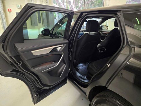Used 2026 Jaguar F-PACE R-Dynamic S AWD/4WD image 16