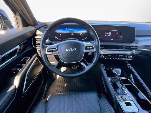 Used 2025 Kia Telluride SX X-Line AWD/4WD image 4