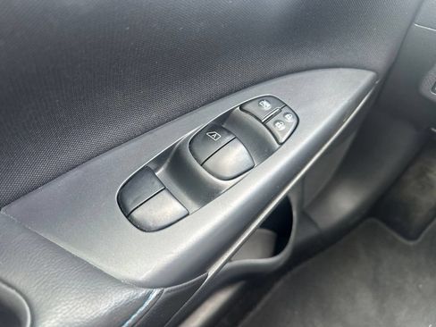 Used 2017 Nissan Sentra SR FWD image 14