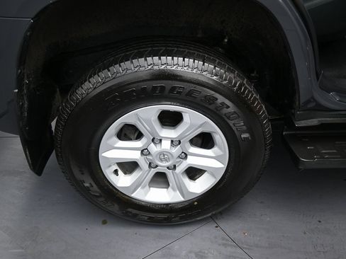 Used 2024 Toyota 4Runner SR5 image 39