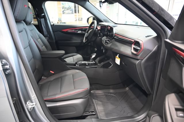 New 2026 Chevrolet TrailBlazer RS w/ Driver Confidence Package FWD image 10