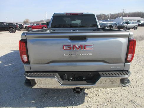 New 2026 GMC Sierra 1500 SLE image 6
