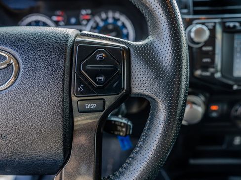 Used 2019 Toyota 4Runner TRD Off-Road Premium image 17