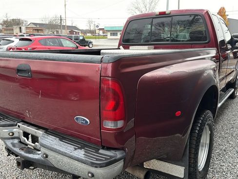 Used 2005 Ford F350 Lariat image 5