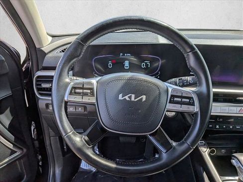 Used 2025 Kia Telluride S AWD/4WD image 14