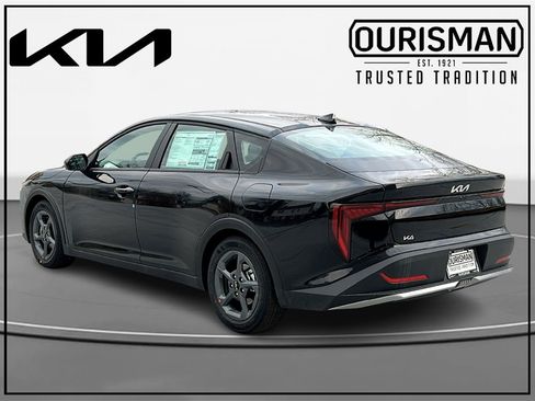 New 2025 Kia K4 LXS image 3