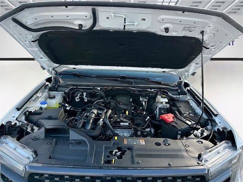 Certified 2024 Ford Ranger Lariat w/ FX4 Off-Road Package image 29