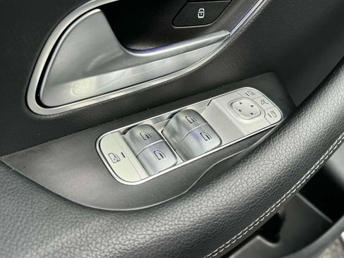 Used 2024 Mercedes-Benz GLE 350 4MATIC image 18