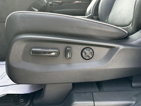 Certified 2025 Honda Odyssey Elite image 8