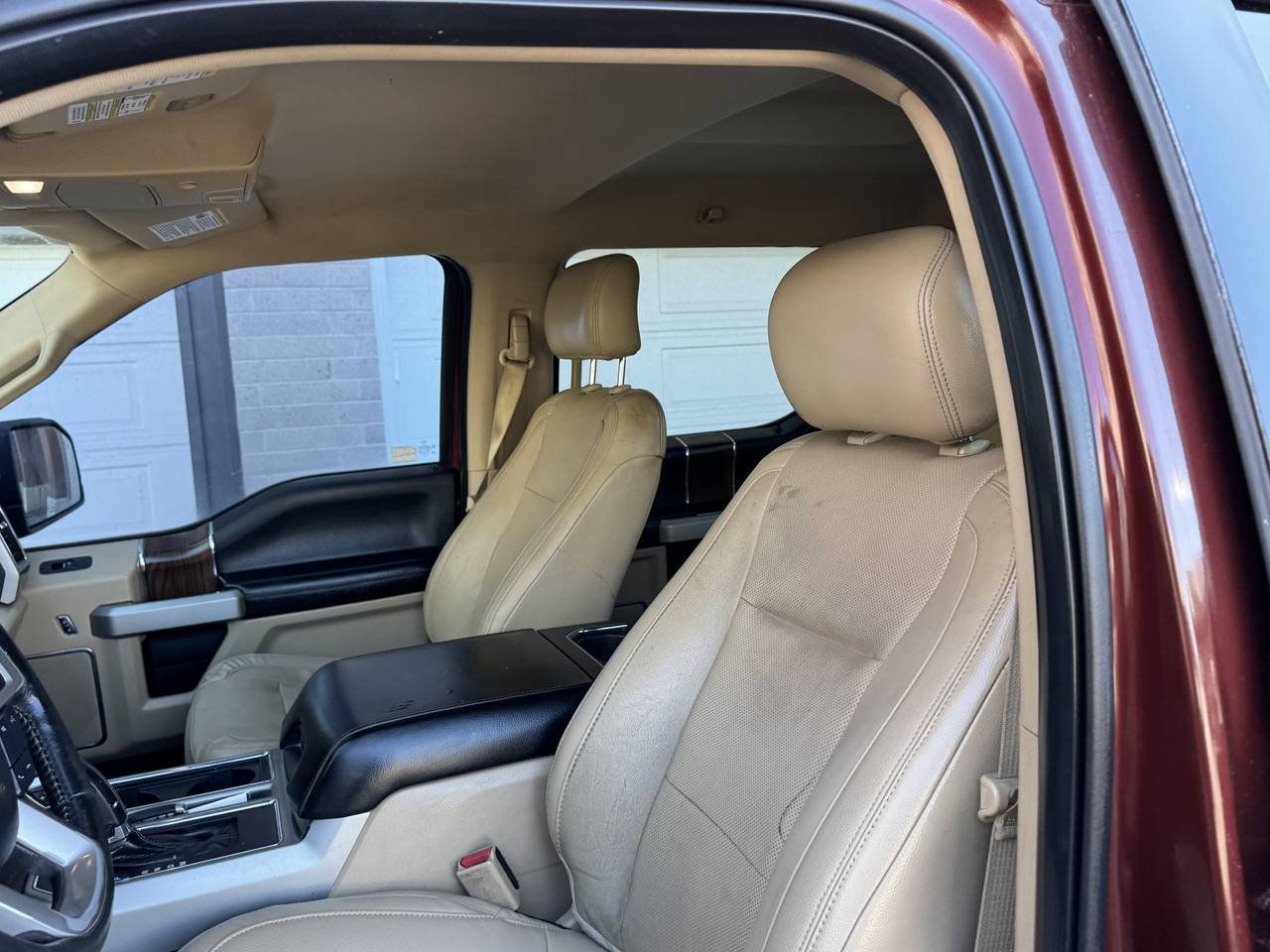 Used 2017 Ford F150 Lariat w/ Equipment Group 502A Luxury AWD/4WD image 17