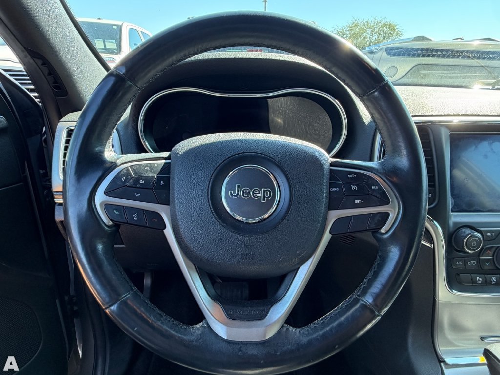 Used 2018 Jeep Grand Cherokee Limited AWD/4WD image 8