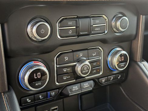 Used 2023 GMC Yukon AT4 w/ Max Trailering Package AWD/4WD image 38