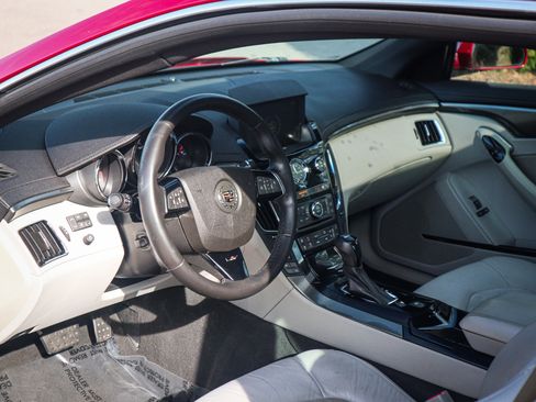 Used 2011 Cadillac CTS V image 29